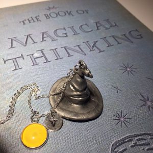 Literary Emporium ketting sorteerhoed