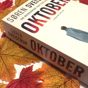 Oktober van Soren Sveistrup
