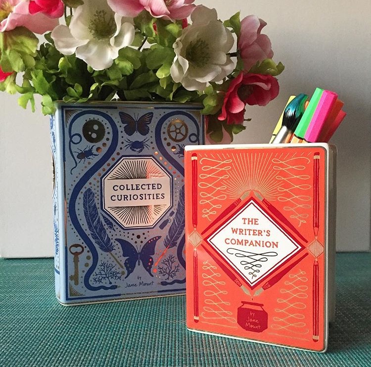 Twee Bibliophile vazen