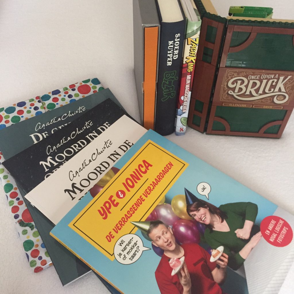 Een aantal gerencenseerde boeken