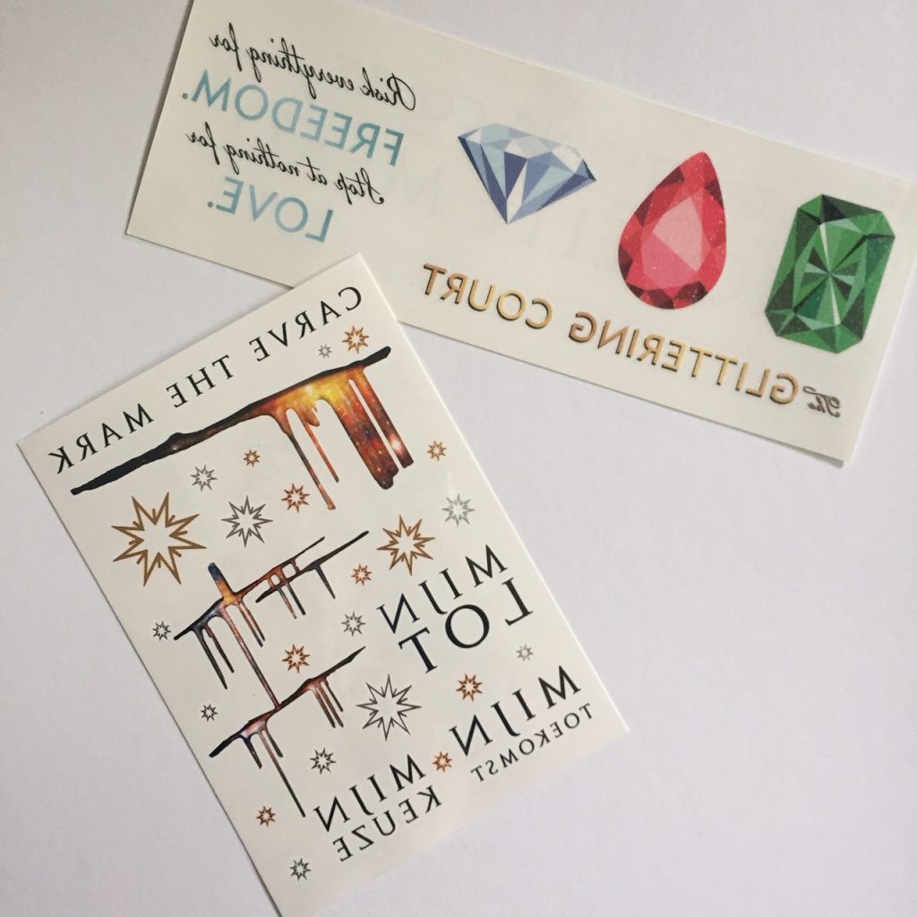 Tijdelijke tattoos van YA boeken