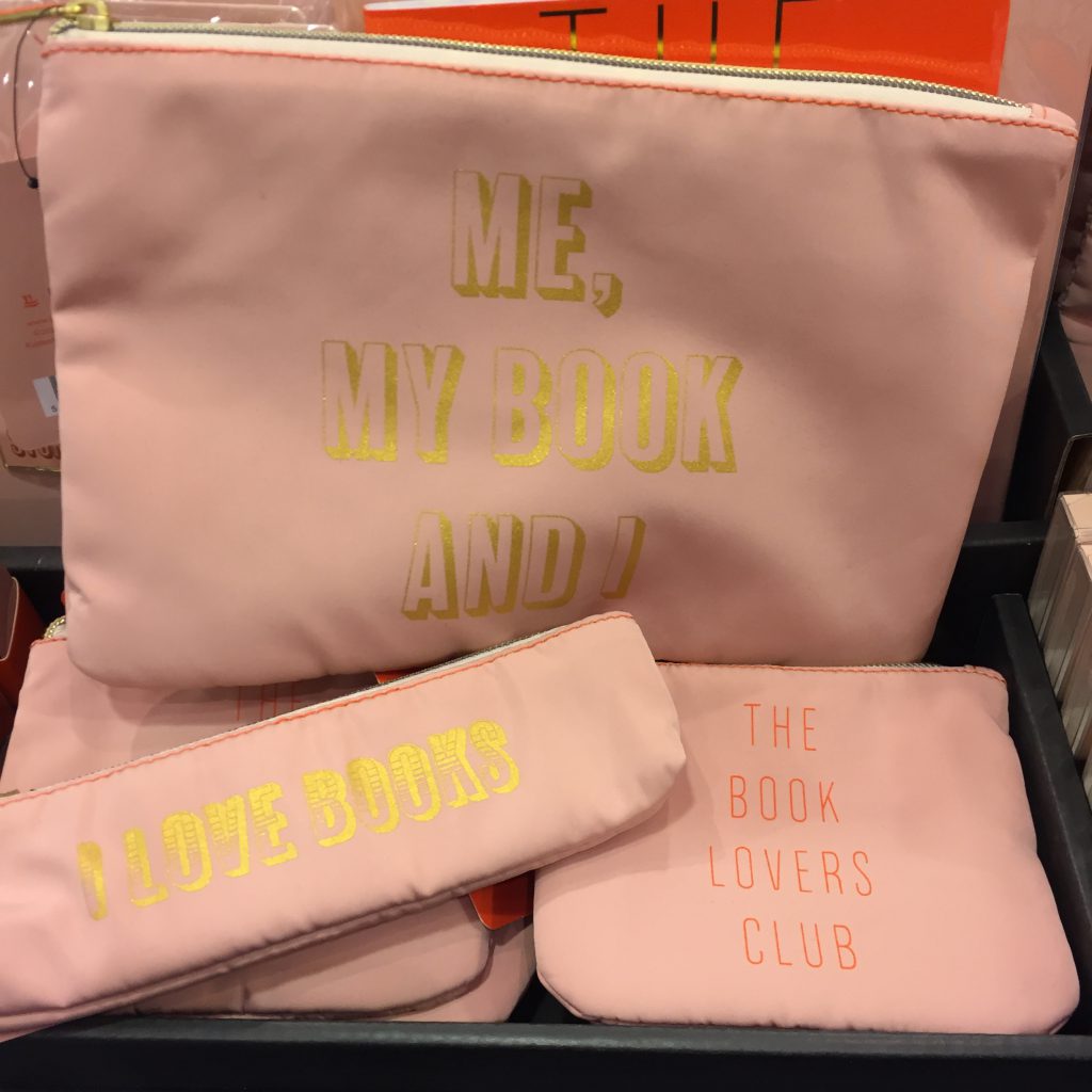 3 Booklovers etuis
